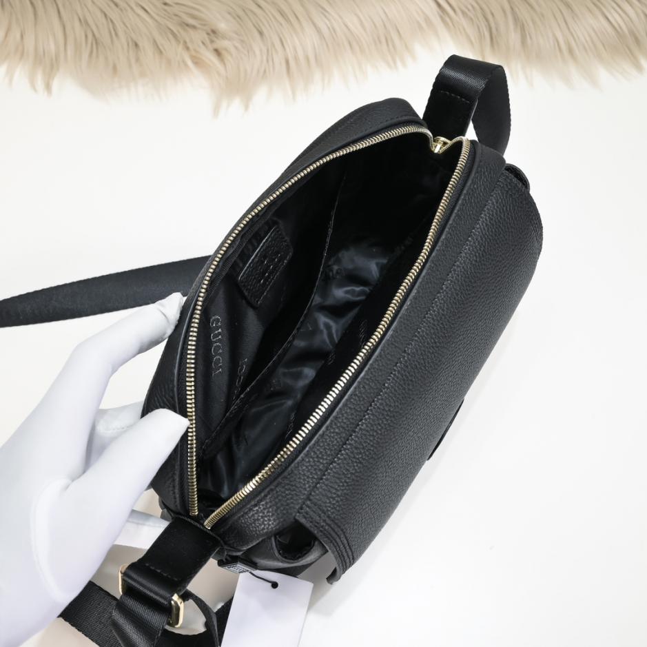 L’ultima borsa a tracolla da uomo di Gucci