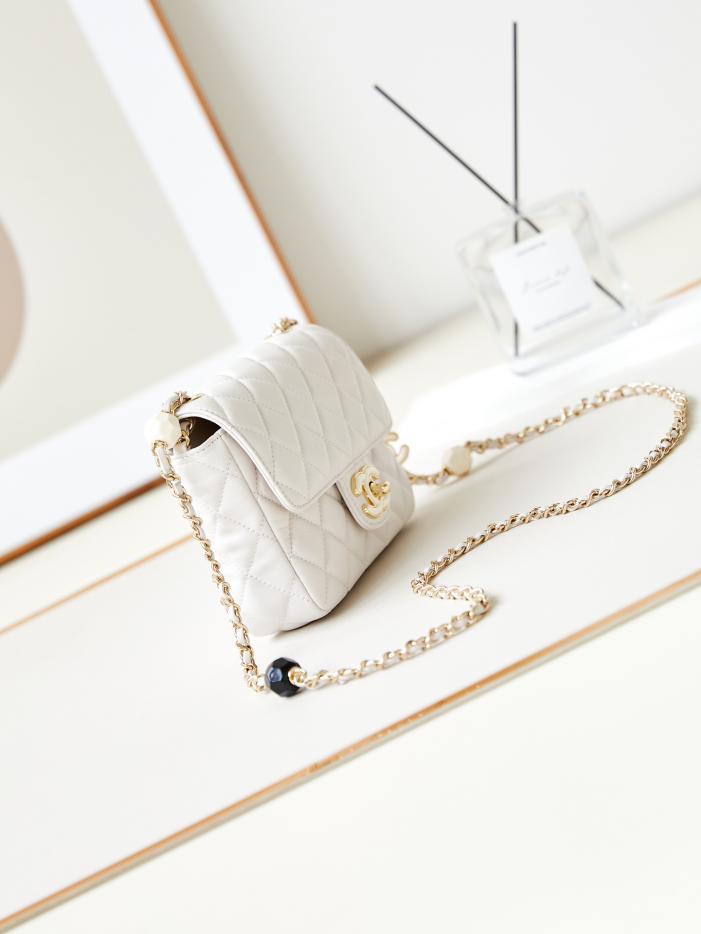 Chanel 23p fibbia smaltata serie love