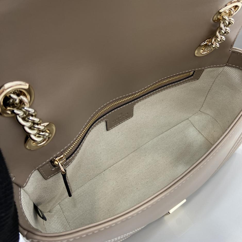 Mini borsa trapuntata serie Gucci GG Marmont