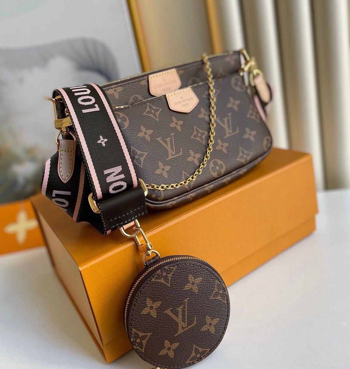 Louis Vuitton Multi Pochette Accessoires in Tela Monogram Verde Kaki