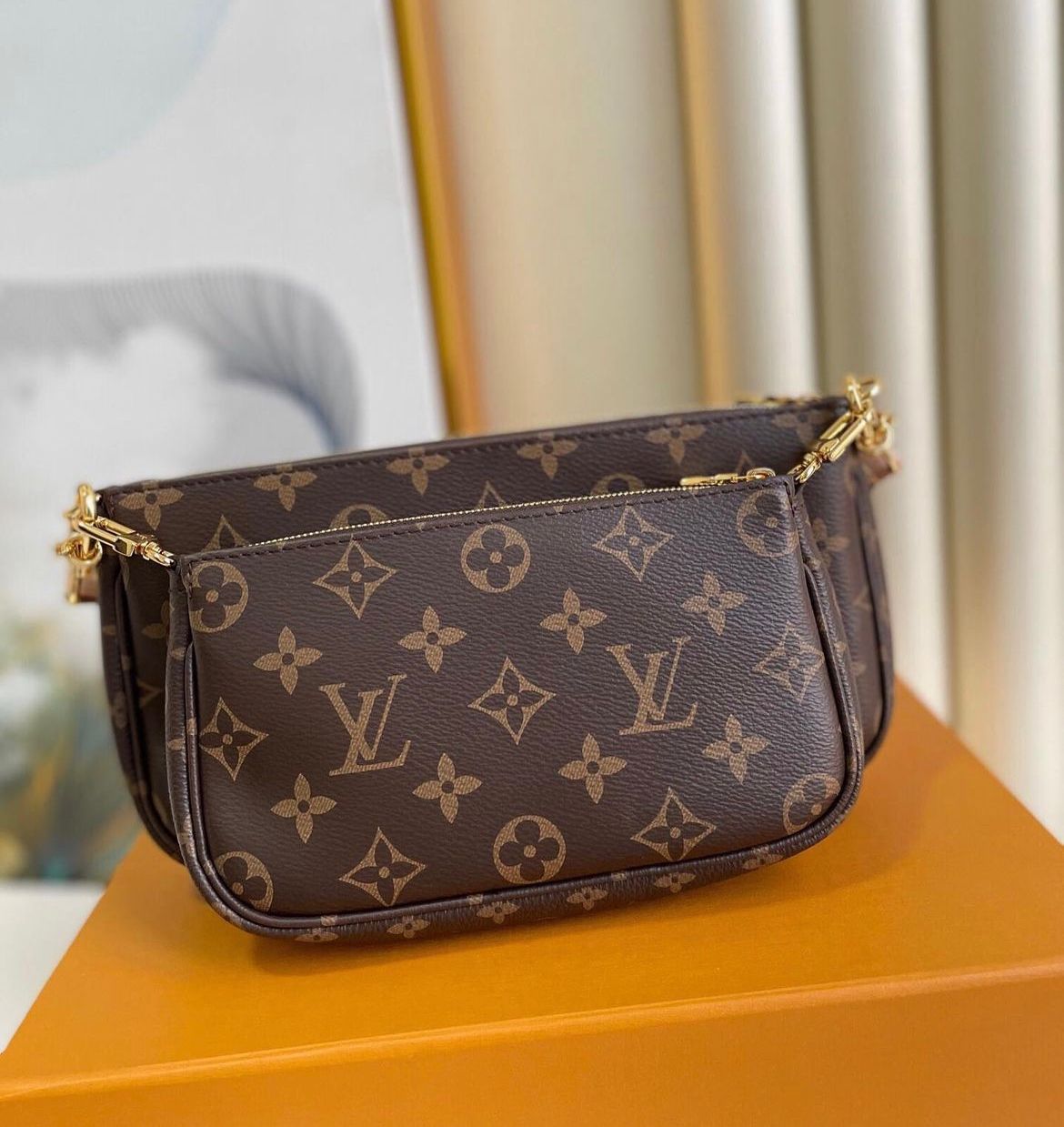 Louis Vuitton Multi Pochette Accessoires in Tela Monogram Verde Kaki