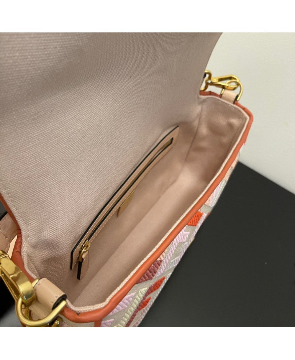 Baguette FENDI
