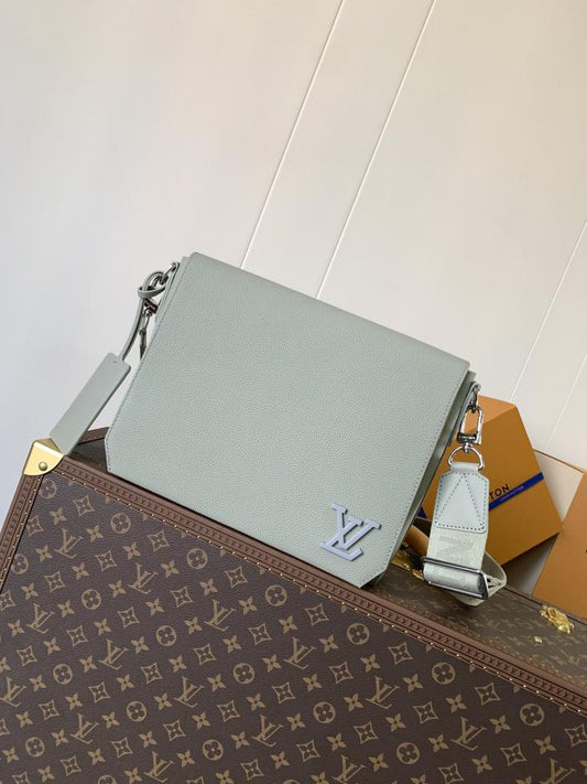 Borsa a tracolla LV Aerogram con chip di transcodifica dell’ordine originale Louis Vuitton