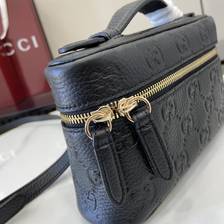 Con set completo di confezione originale in scatola verde] Borsa super mini serie Gucci GG Emblem