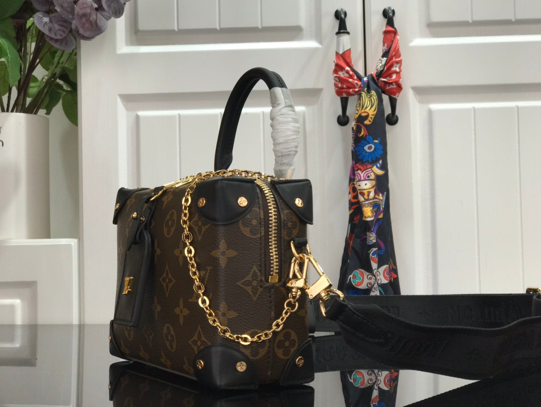 Louis Vuitton Petite Malle Souple - Edizione LV Match
